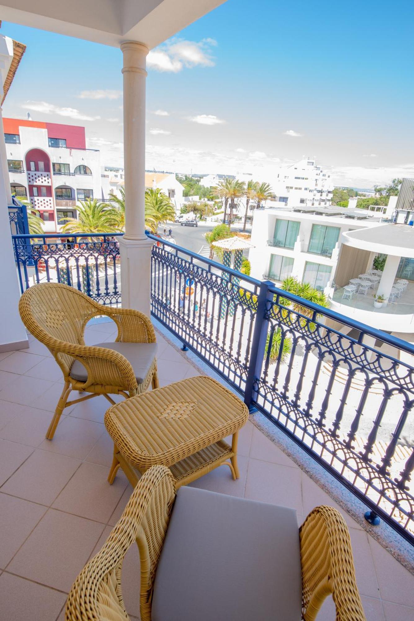 Charm Apartment T2 All With Big Terrace Albufeira Self Check-In Екстериор снимка